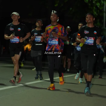 Runner Photo 3684769