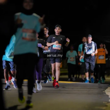 Runner Photo 3684778