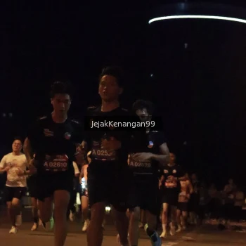 Runner Photo 3684783