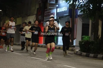 Runner Photo 3684833