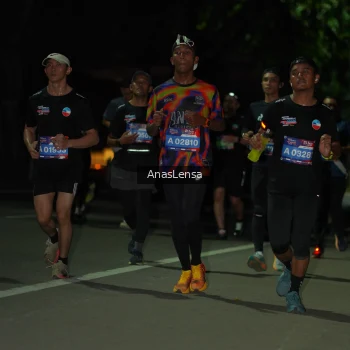 Runner Photo 3684915
