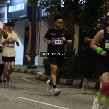 Runner Photo 3684997