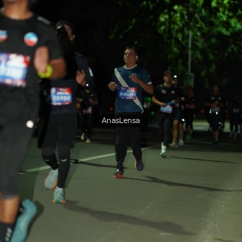 Runner Photo 3684999
