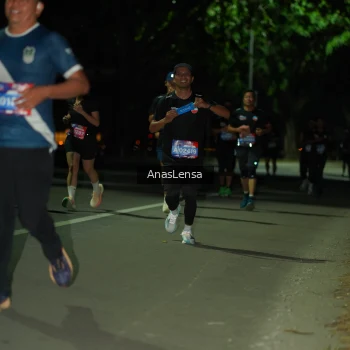 Runner Photo 3685021