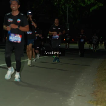 Runner Photo 3685052