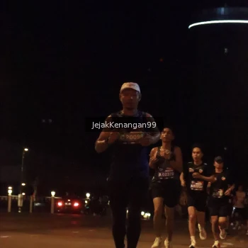 Runner Photo 3685068