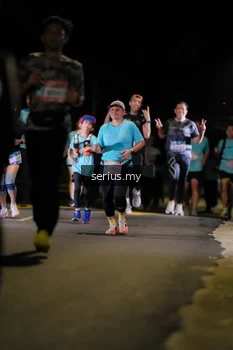 Runner Photo 3685069