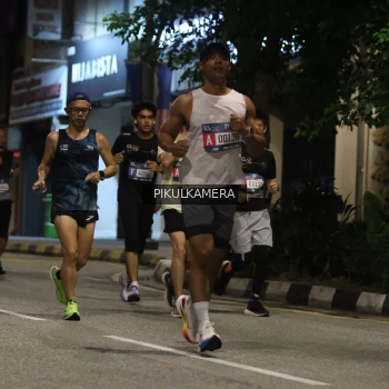 Runner Photo 3685109