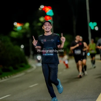 Runner Photo 3685112