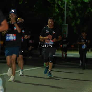 Runner Photo 3685113