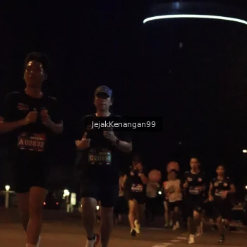 Runner Photo 3685157