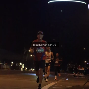 Runner Photo 3685240