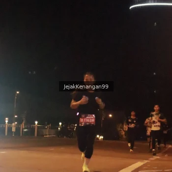 Runner Photo 3685289