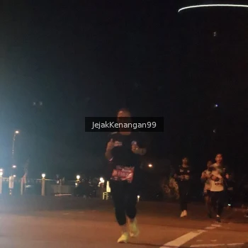 Runner Photo 3685290