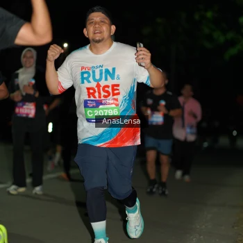 Runner Photo 3685308