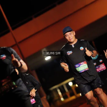 Runner Photo 3685375
