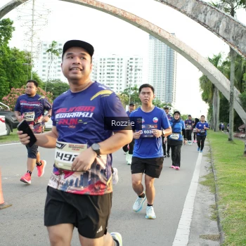 Runner Photo 3685418