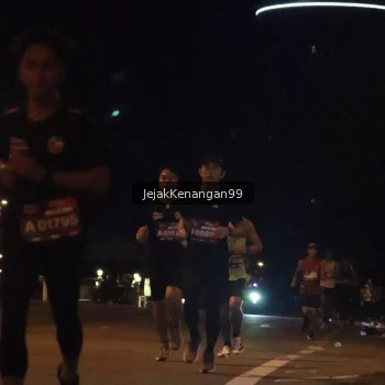 Runner Photo 3685428