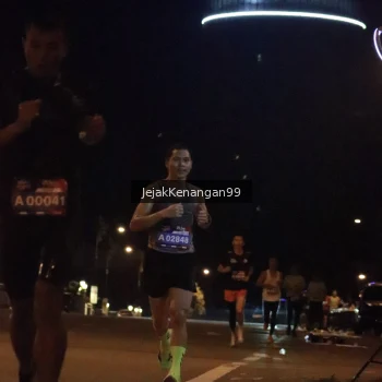 Runner Photo 3685535