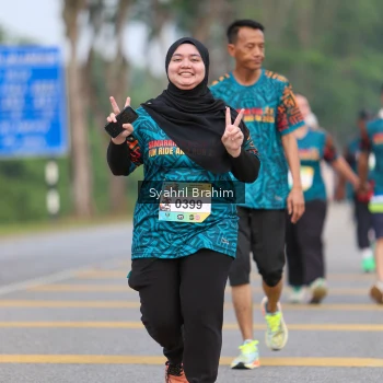 Runner Photo 3685576