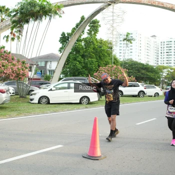 Runner Photo 3685599