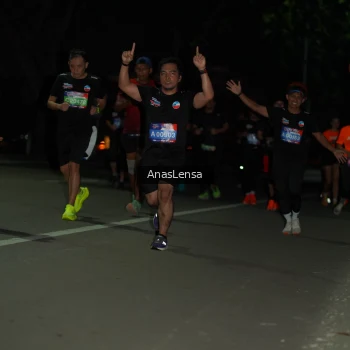 Runner Photo 3685628