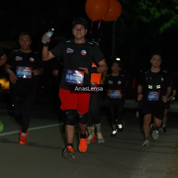 Runner Photo 3685719