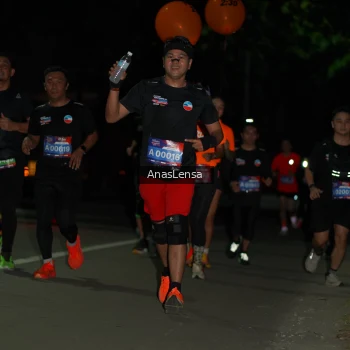 Runner Photo 3685737