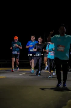 Runner Photo 3685750