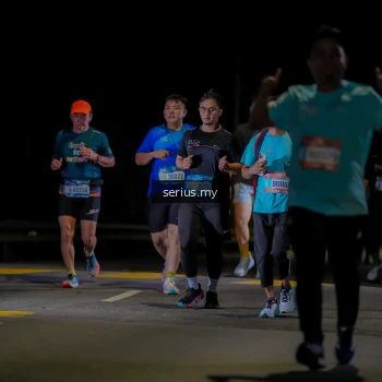 Runner Photo 3685766