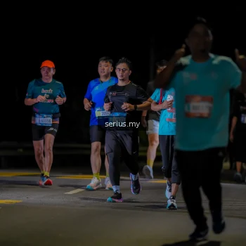 Runner Photo 3685768