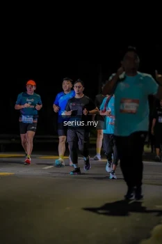 Runner Photo 3685774