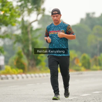 Runner Photo 3685783