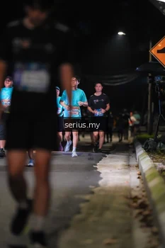 Runner Photo 3685795