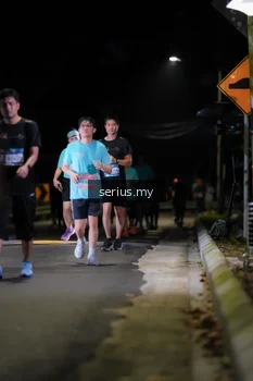 Runner Photo 3685826