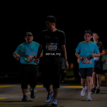 Runner Photo 3685834