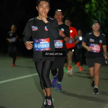 Runner Photo 3685996