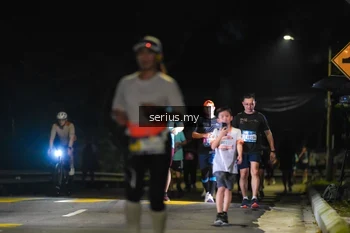 Runner Photo 3686001