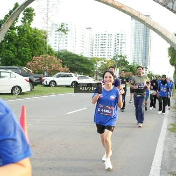 Runner Photo 3686020