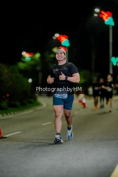 Runner Photo 3686056