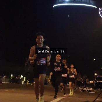 Runner Photo 3686061