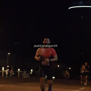 Runner Photo 3686073