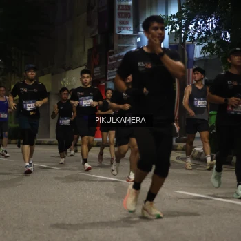 Runner Photo 3686075
