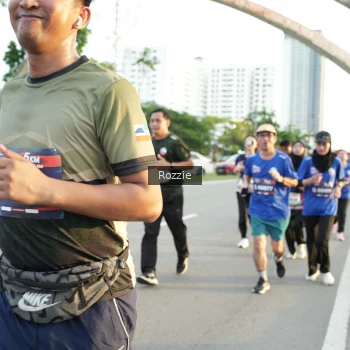 Runner Photo 3686095