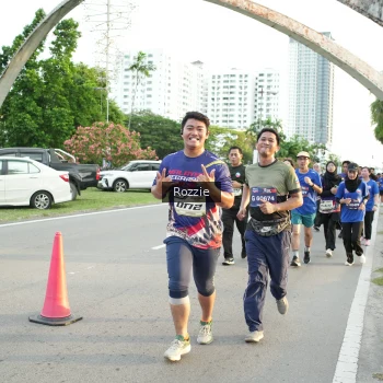 Runner Photo 3686121