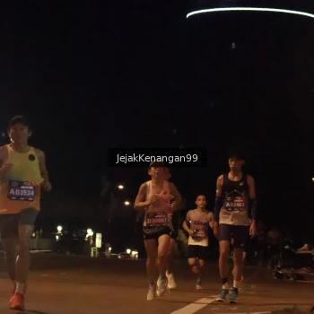 Runner Photo 3686123
