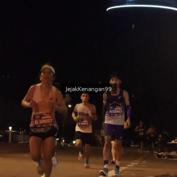 Runner Photo 3686190