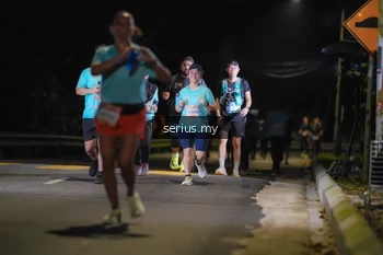 Runner Photo 3686201
