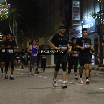 Runner Photo 3686240
