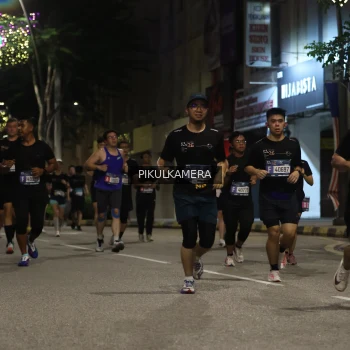 Runner Photo 3686244